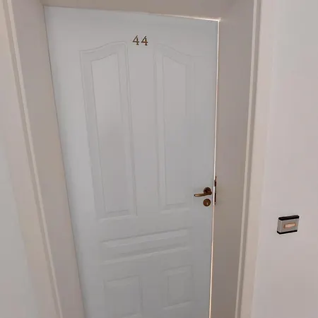 Noks Prestige Aparthotel, Hotel apartamentowy Święty Włas